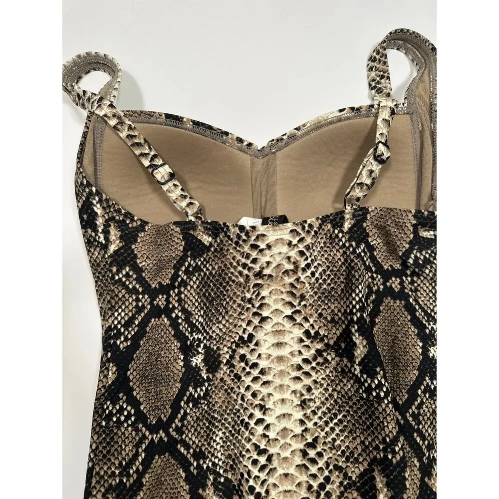Bond eye Size 4 D/DD Australia Womens One Piece Padded Swimsuit Snake Print